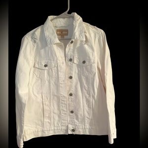 White jean jacket size medium